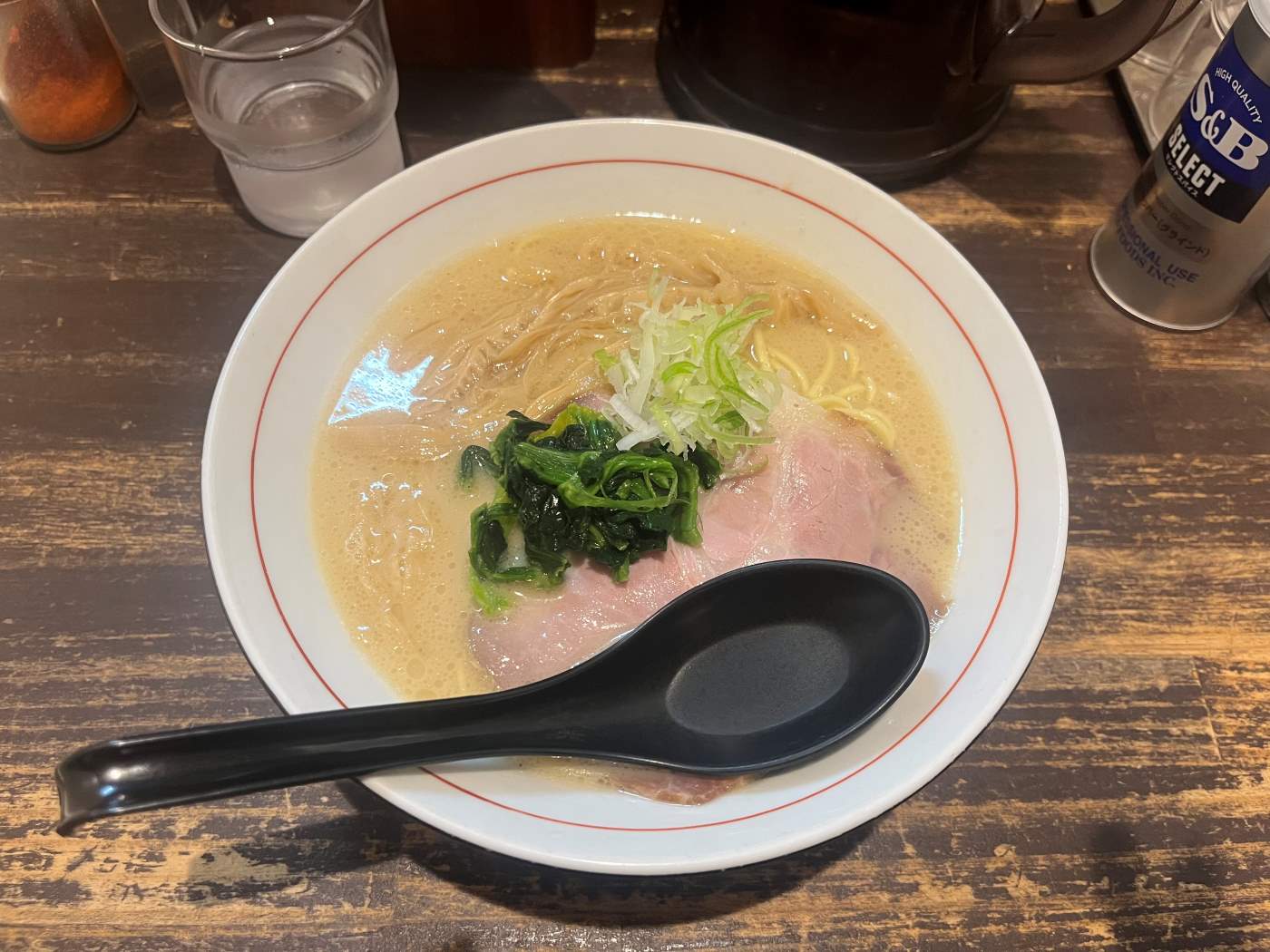 しおラーメン"